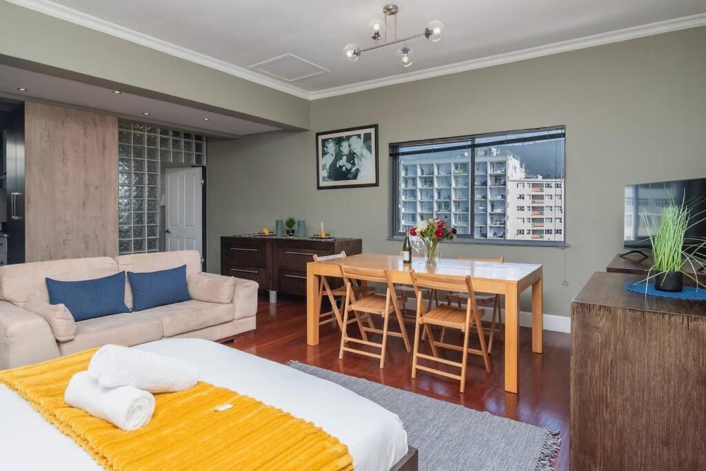 Montreux Urban Oasis Apartment *