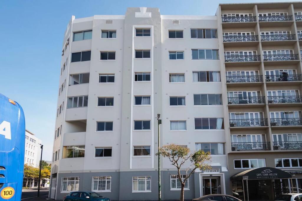 Montreux Urban Oasis * Cape Town