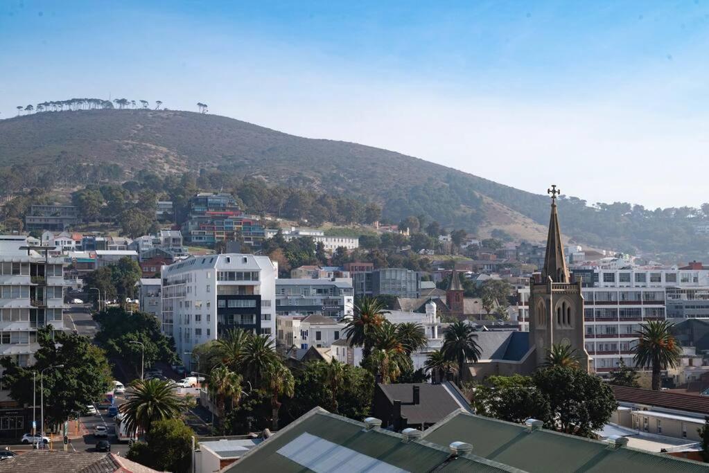 Montreux Urban Oasis * Cape Town